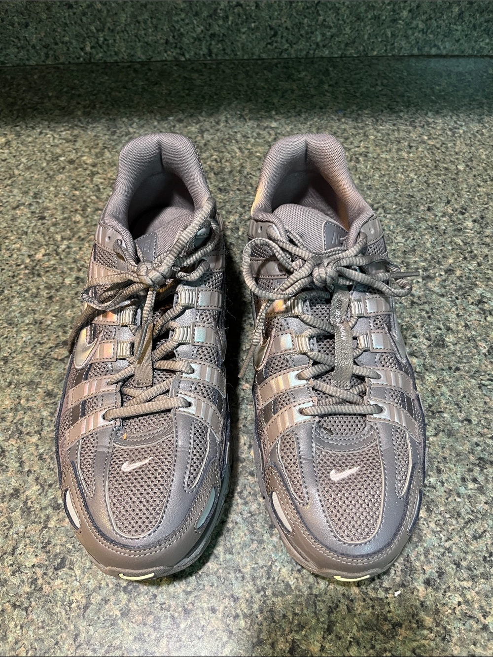 Nike Men’s Gray Mesh and Synthetic Running Sneakers